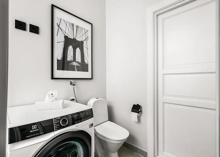 Beds - A Front Row Experience Apartment *