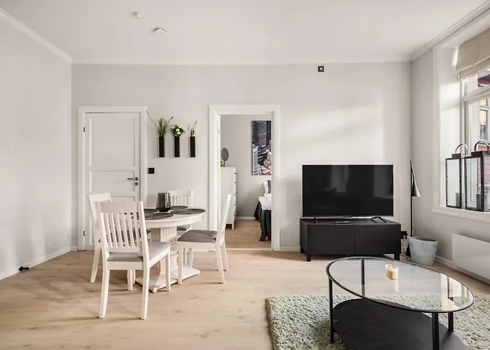 Beds - A Front Row Experience Apartment *